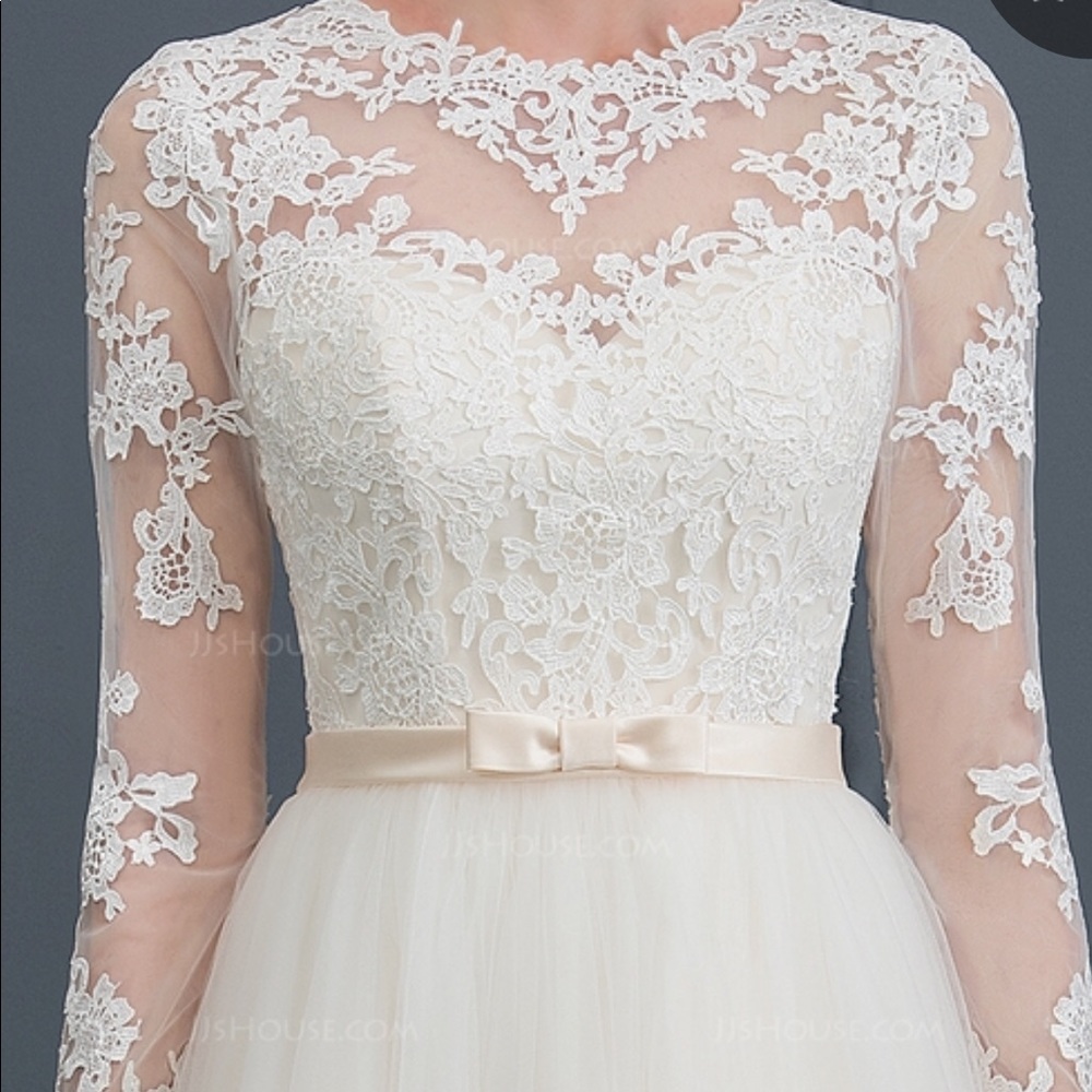 Wedding dress
